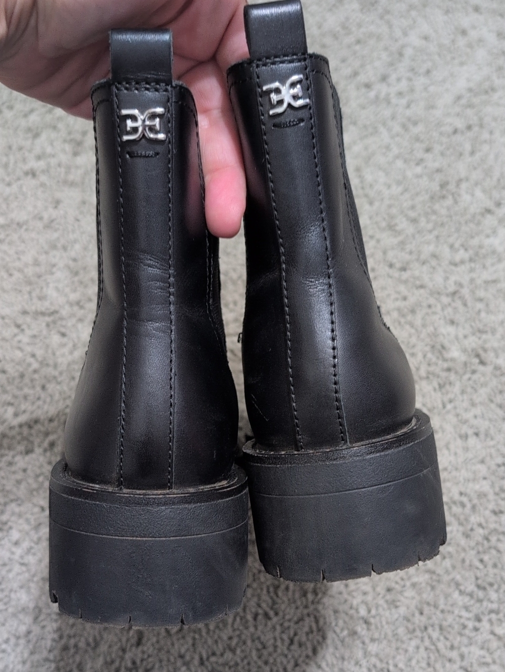 Sam Edelman Jazmine Black Leather Lug Sole Chelsea Boots 8.5 Womens Booties - Picture 5 of 9